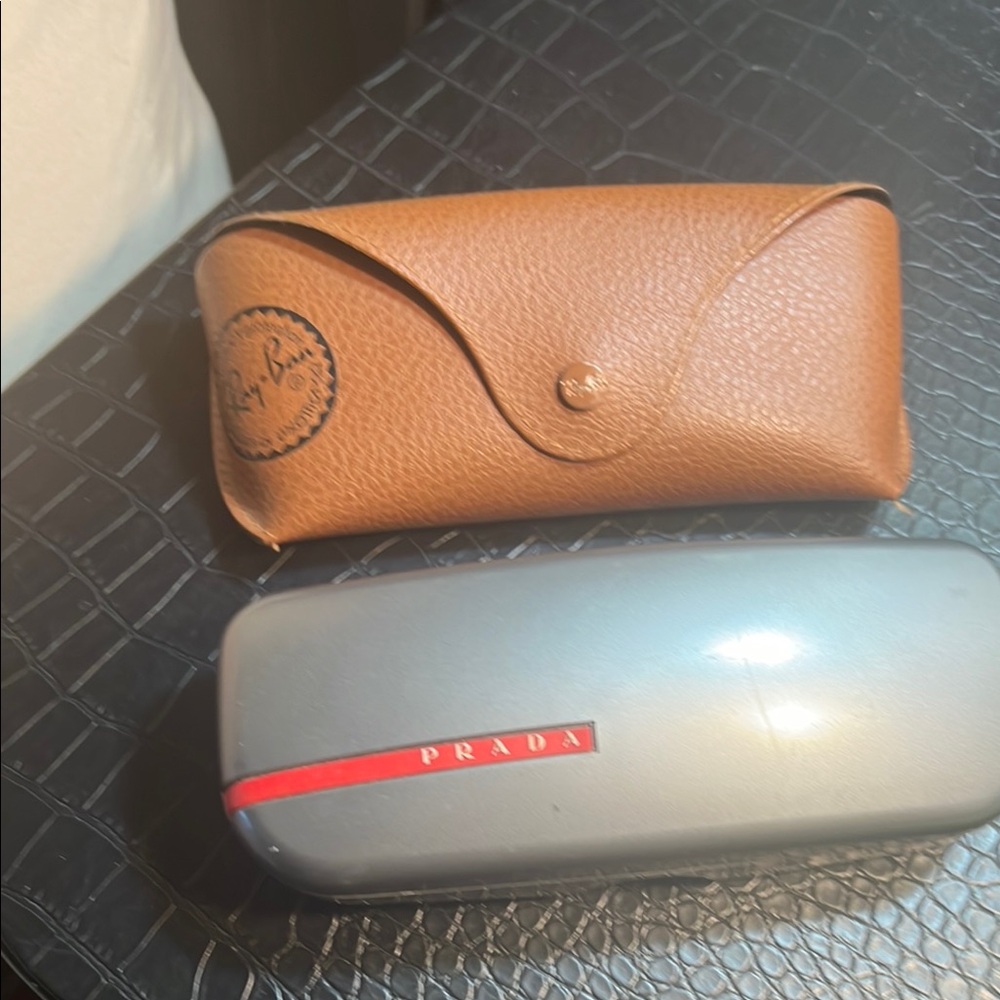 Random eyewear cases